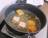 A picture of step 5 of Chicken Cheese Crispy sandwich Bites Recipe 😋.
