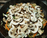 Foto del paso 2 de la receta: Fajitas de Pollo Jengibrero con Queso fundido