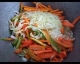 Foto del paso 1 de la receta: Pescado con verduras salteadas al wok