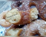 A picture of step 5 of Milky Coconut donut.
