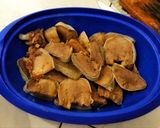 Foto langkah ke 1 dari resep Bistik Lidah Sapi.
