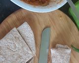 A picture of step 3 of Spring time spring rolls.