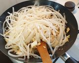 Pad thai - vagy valami hasonló recept fázis 5 fotója