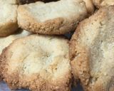 A picture of step 3 of Keto friendly sugar cookies.