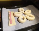 Foto del paso 3 de la receta: Hojaldre de salchicha con guacamole