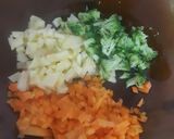 Foto langkah ke 1 dari resep Roti Tawar Isi Rogout Sayur.