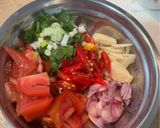 Foto langkah ke 1 dari resep Oseng Bakso Jamur.
