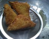 Foto langkah ke 6 dari resep Segitiga berKurma.