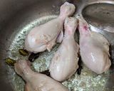 A picture of step 4 of Chicken soup.