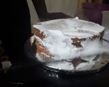 A picture of step 12 of Semi naked vanilla cake.