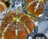 Foto langkah ke 4 dari resep Korean creamcheese garlic bread.