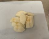 A picture of step 1 of Korean Pear Juice.