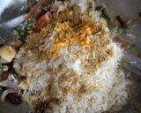 A picture of step 3 of Matar mushroom pulao.