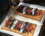 Foto del paso 11 de la receta: Tosta hojaldrada de sardinas y anchoas (videoreceta)