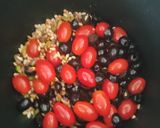 Foto del paso 5 de la receta: Ensalada de Fusilli con Pesto Suave, Cherry, Mozzarella, Aceitunas Negras, Atún y Piñones