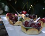 Foto del paso 2 de la receta Tartaletas de frutos rojos y chocolate