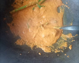 Foto langkah ke 2 dari resep Gulai ikan pindang daun kemangi.