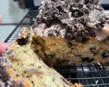 A picture of step 5 of Oreo banana bread.