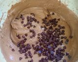 Foto langkah ke 3 dari resep Brownis kukus coklat chocochip.
