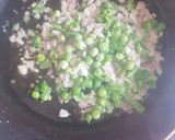 A picture of step 3 of Vegetable upma.