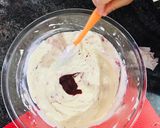 A picture of step 2 of Fresh Strawberry ice cream.
