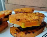 Foto del paso 8 de la receta: Sanduchitos🍆🧅🍅 de calabaza🎃🥙🧀