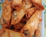 Foto langkah ke 5 dari resep Gorengan bakso sawi putih.