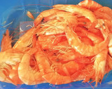 Foto del paso 3 de la receta: Salteado de champiñones con ajetes y langostinos