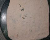 A picture of step 4 of Aloo bathua parantha.