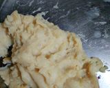 A picture of step 1 of Easy potato eggs kebab.
