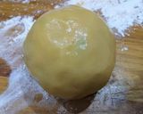 Hình bước làm 3 của món Bánh trung thu nướng nhân cốm dừa
