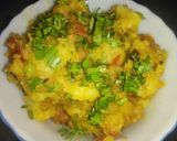 आलू टमाटर की सूखी सब्जी (aloo tamatar ki sukhi sabzi recipe in Hindi) रेसिपी चरण 4 फोटो