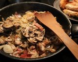 Gombás vadász csirke recept fázis 1 fotója