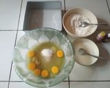 Foto langkah ke 1 dari resep Bolu Kukus Ombre.