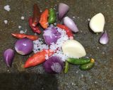 Foto langkah ke 2 dari resep Sambal Roa Homemade.