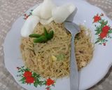 Foto langkah ke 4 dari resep Bihun goreng Sosis simpel.