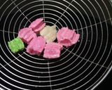 A picture of step 3 of Yum colorful papad.