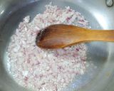 A picture of step 4 of Chicken Onion Spaghetti.