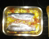 Foto del paso 6 de la receta: Trucha rellena de jamón serrano con patatas al pimentón