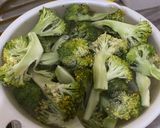 Foto langkah ke 1 dari resep Cah Brokoli.