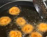 A picture of step 6 of Chhana'r Jilapi or Chhena (Paneer) Jalebis.