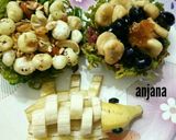 A picture of step 7 of Roasted dry fruits n caremalized fruits in Maggie basket.