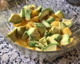 Foto del paso 1 de la receta: Ensalada de mango y aguacate