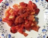 Foto del paso 7 de la receta: Pollo en salsa confitada de cebolla roja y pimiento asado