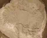 Foto del paso 1 de la receta: Pan chato (fácil y sin horno)