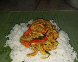 Foto langkah ke 5 dari resep Nasi Bakar Ayam Suwir, Jamur, Kemangi.