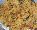 તુવેર દાળ ની વઘારેલી ખીચડી (Tuver Dal Vaghareli Khichdi Recipe In Gujarati) રેસીપી સ્ટેપ5ફોટો