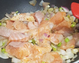 Foto del paso 3 de la receta: Pappardelle con salmón fresco en salsa de nata y yogur al eneldo y limón