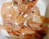 Foto langkah ke 1 dari resep Kaldu Udang Kuah.