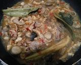 Foto langkah ke 5 dari resep Ayam Suwir Jamur Bumbu Bali.